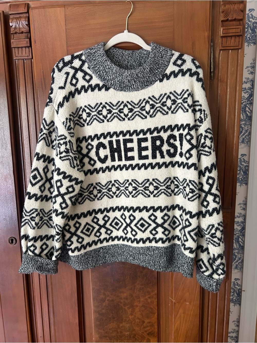 Black & Cream 'CHEERS!' Knit Sweater